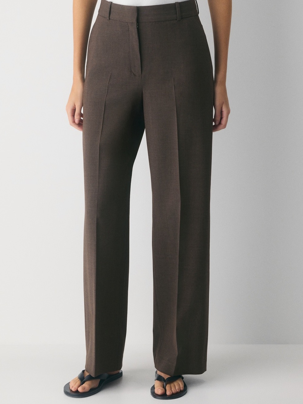 Aritzia Babaton Agency Pant Brown Size 8